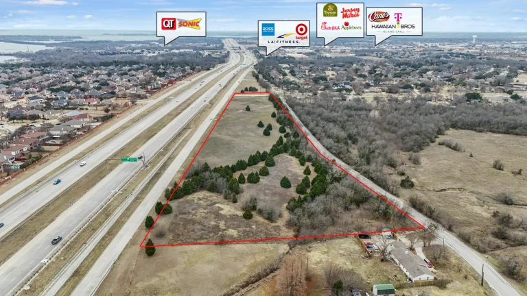 7106 Liberty Grove Rd – Photo 4